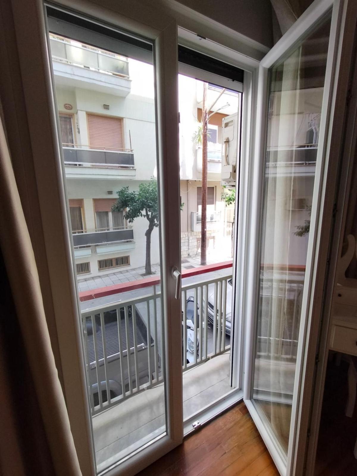 Elegant Central Apartment In Volos Ngoại thất bức ảnh
